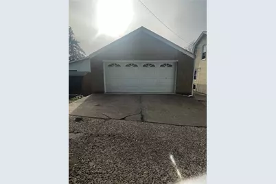 956 Beaver Rd, Ambridge, PA 15003 - Photo 4