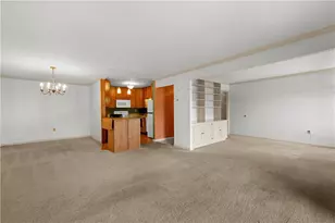 1500 Cochran Rd, Scott Township, PA 15243 - Photo 14