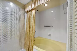 1500 Cochran Rd, Scott Township, PA 15243 - Photo 26