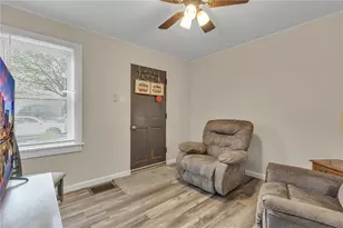 130 Mengel Ave, Center Township, PA 15001 - Photo 6