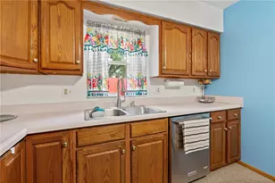 555 Hazelwood Ave, Pittsburgh, PA 15207 - Photo 10