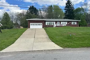 541 Morningstar Dr, Ellwood City, PA 16117 - Photo 1
