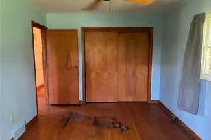 541 Morningstar Dr, Ellwood City, PA 16117 - Photo 10