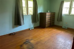 541 Morningstar Dr, Ellwood City, PA 16117 - Photo 10