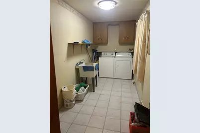 541 Morningstar Dr, Ellwood City, PA 16117 - Photo 14