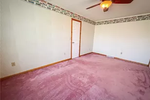 104 Dakotah Dr, Center Township, PA 16001 - Photo 38