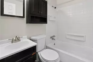 3220 Overlook Dr, Liberty Boro, PA 15133 - Photo 24