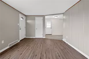 3220 Overlook Dr, Liberty Boro, PA 15133 - Photo 2