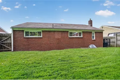 3220 Overlook Dr, Liberty Boro, PA 15133 - Photo 30