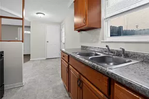 3220 Overlook Dr, Liberty Boro, PA 15133 - Photo 18