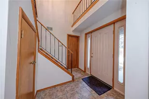 1479 Greendale Dr, Pittsburgh, PA 15239 - Photo 2