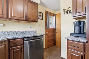 1412 Gilmore Dr, Jefferson Hills, PA 15025 - Photo 12