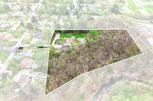 1700 Village Rd, Pittsburgh, PA 15116 - Photo 2