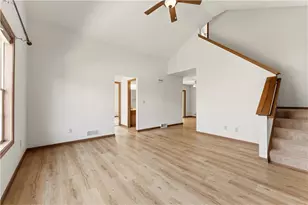 1097 Timberwood Dr, Chippewa Township, PA 15010 - Photo 12
