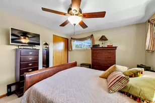 100 Maria Ln, Monroeville, PA 15146 - Photo 22