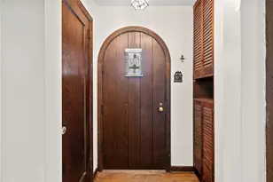 734 Shady Ln, Pittsburgh, PA 15228 - Photo 4