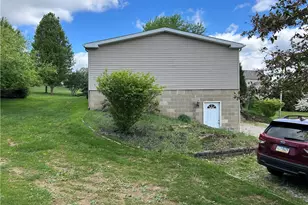 1275 Swede Hill Rd, Hempfield Township, PA 15601 - Photo 10