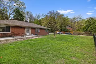 2500 Lincoln Way, White Oak, PA 15131 - Photo 38