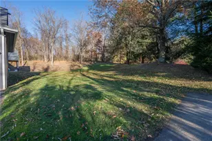 550 Locust Valley Rd, Hempfield Township, PA 15601 - Photo 44