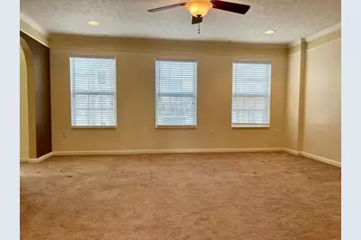 209 Ascot Ct, Moon/Crescent Twp, PA 15108 - Photo 4