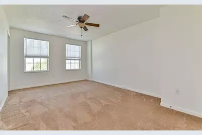 209 Ascot Ct, Moon/Crescent Twp, PA 15108 - Photo 10
