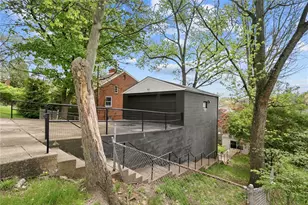 8 Allendale Pl, Pittsburgh, PA 15228 - Photo 32