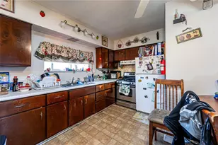 222 Adrian Ave, Trafford, PA 15085 - Photo 20