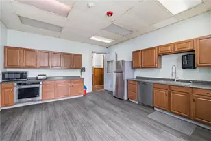 362 S Highland Ave, Pittsburgh, PA 15206 - Photo 12
