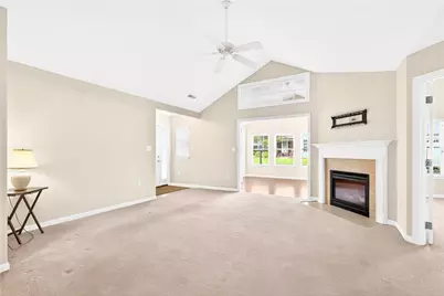 2104 Isleworth Ln, Cranberry Township, PA 16066 - Photo 14