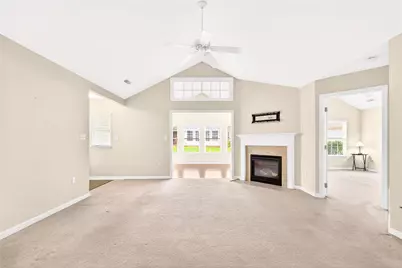 2104 Isleworth Ln, Cranberry Township, PA 16066 - Photo 12