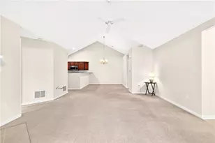 2104 Isleworth Lane, Cranberry Township, PA 16066 - Photo 10