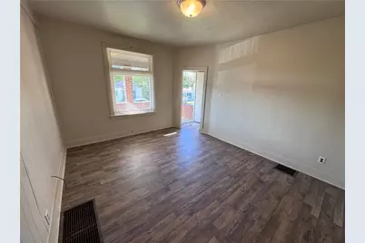 1067 Cleveland Ave, Brackenridge, PA 15014 - Photo 6