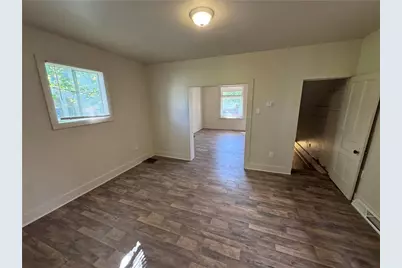 1067 Cleveland Ave, Brackenridge, PA 15014 - Photo 8