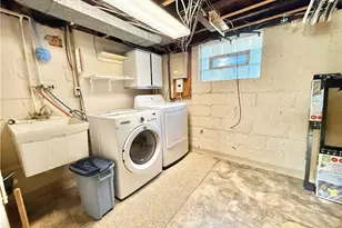 212 E Meyer Ave, New Castle, PA 16105 - Photo 20