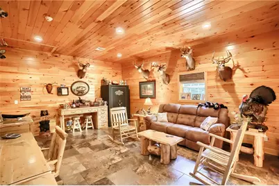 4038 State Route 156, Kiskiminetas Township, PA 15618 - Photo 6