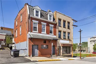810 Amity St, Homestead, PA 15120 - Photo 2