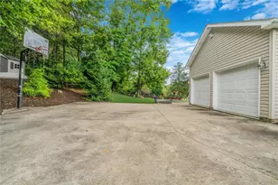 117 Hillcrest Rd, Penn Township, PA 16053 - Photo 26