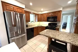 9513 Saratoga Dr, Pittsburgh, PA 15237 - Photo 18