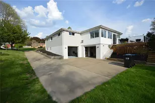 9513 Saratoga Dr, Pittsburgh, PA 15237 - Photo 4