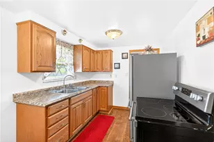 1142 W Laurel Cir, Mount Pleasant Township, PA 15666 - Photo 16