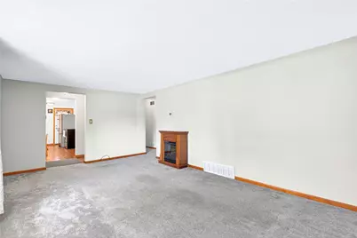 1142 W Laurel Cir, Mount Pleasant Township, PA 15666 - Photo 14