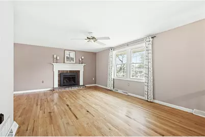 136 Kenney Drive, Leet Township, PA 15143 - Photo 6