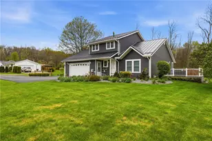 12641 Hickory Dr, Conneaut Lake, PA 16316 - Photo 2
