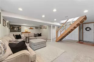 109 Shadeland Dr, Brighton Township, PA 15009 - Photo 24