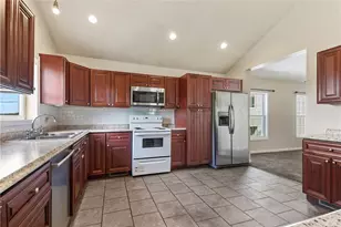 1365 Orchard Ave, New Kensington, PA 15068 - Photo 14