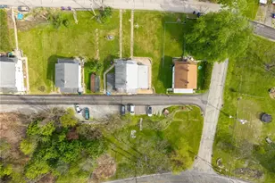 9109 Pine St, Pittsburgh, PA 15239 - Photo 10