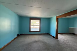606 Chestnut St, New Castle, PA 16101 - Photo 8