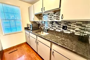 312 Parkwood Dr, Cranberry Township, PA 16066 - Photo 6