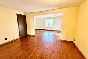 312 Parkwood Dr, Cranberry Township, PA 16066 - Photo 8