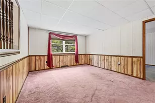 2983 Edgecliff Rd, Lower Burrell, PA 15068 - Photo 12